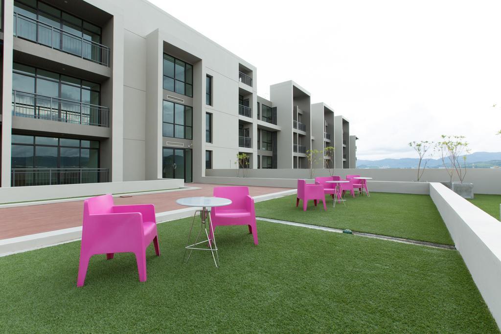 Sugar Palm Residence Пхукет Экстерьер фото